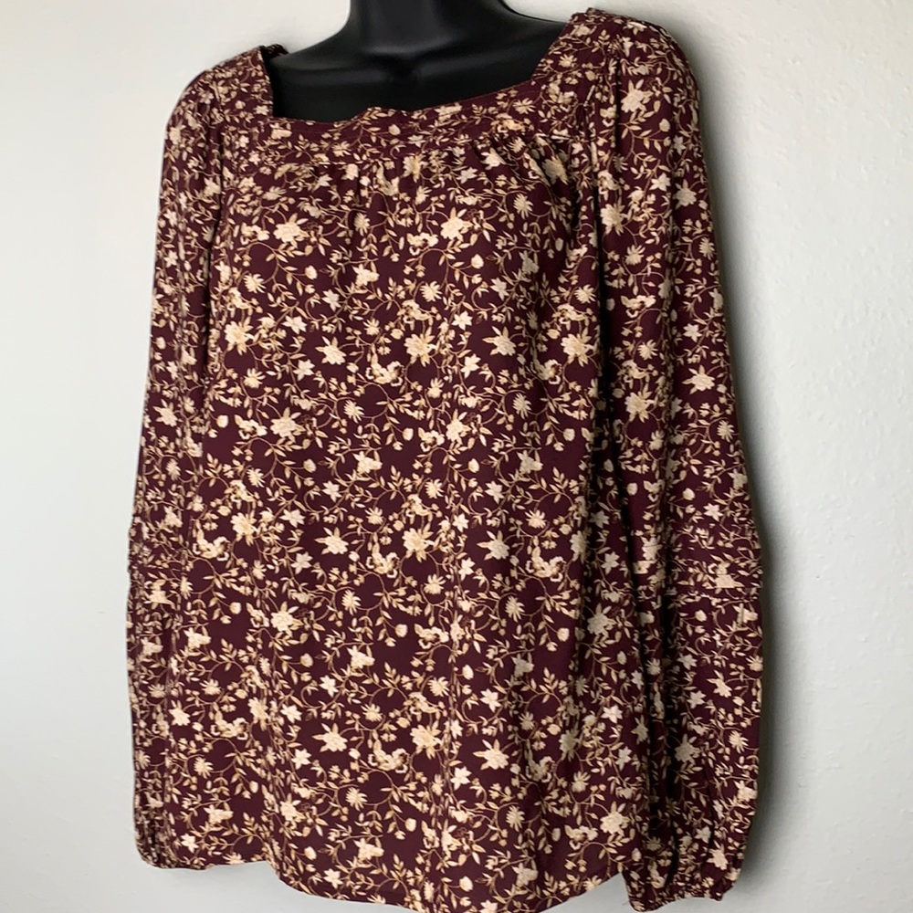 💥3 FOR $12 Lauren Conrad printed long sleeve top